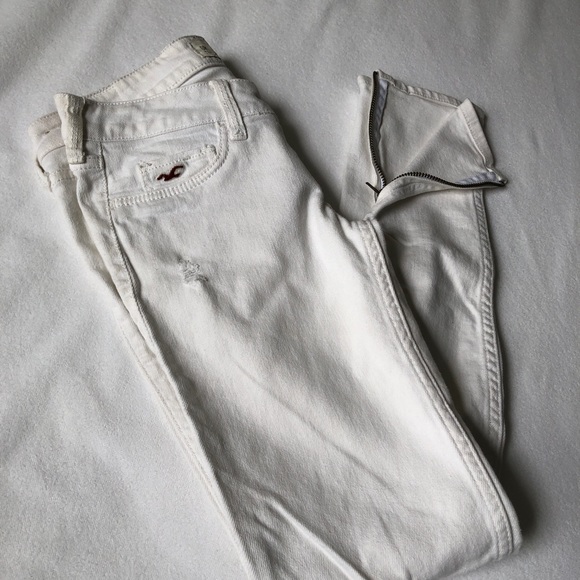 Hollister white skinny jeans - Picture 2 of 7